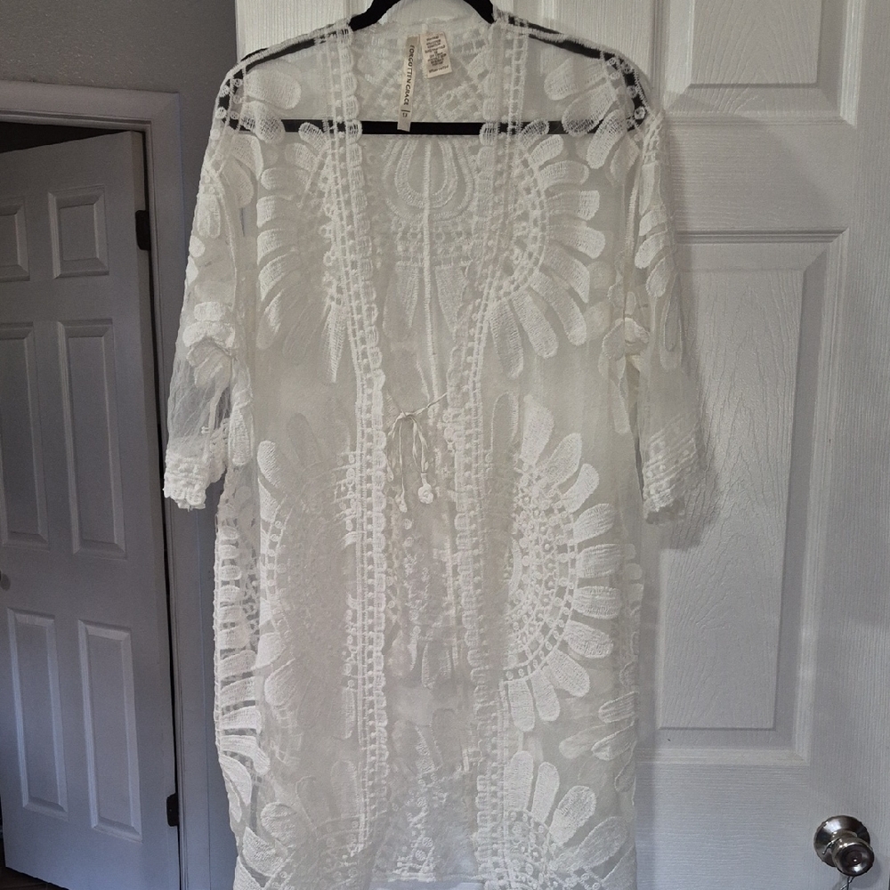 NWOT Elegant White Lace Women Kimono/Duster Size 1X